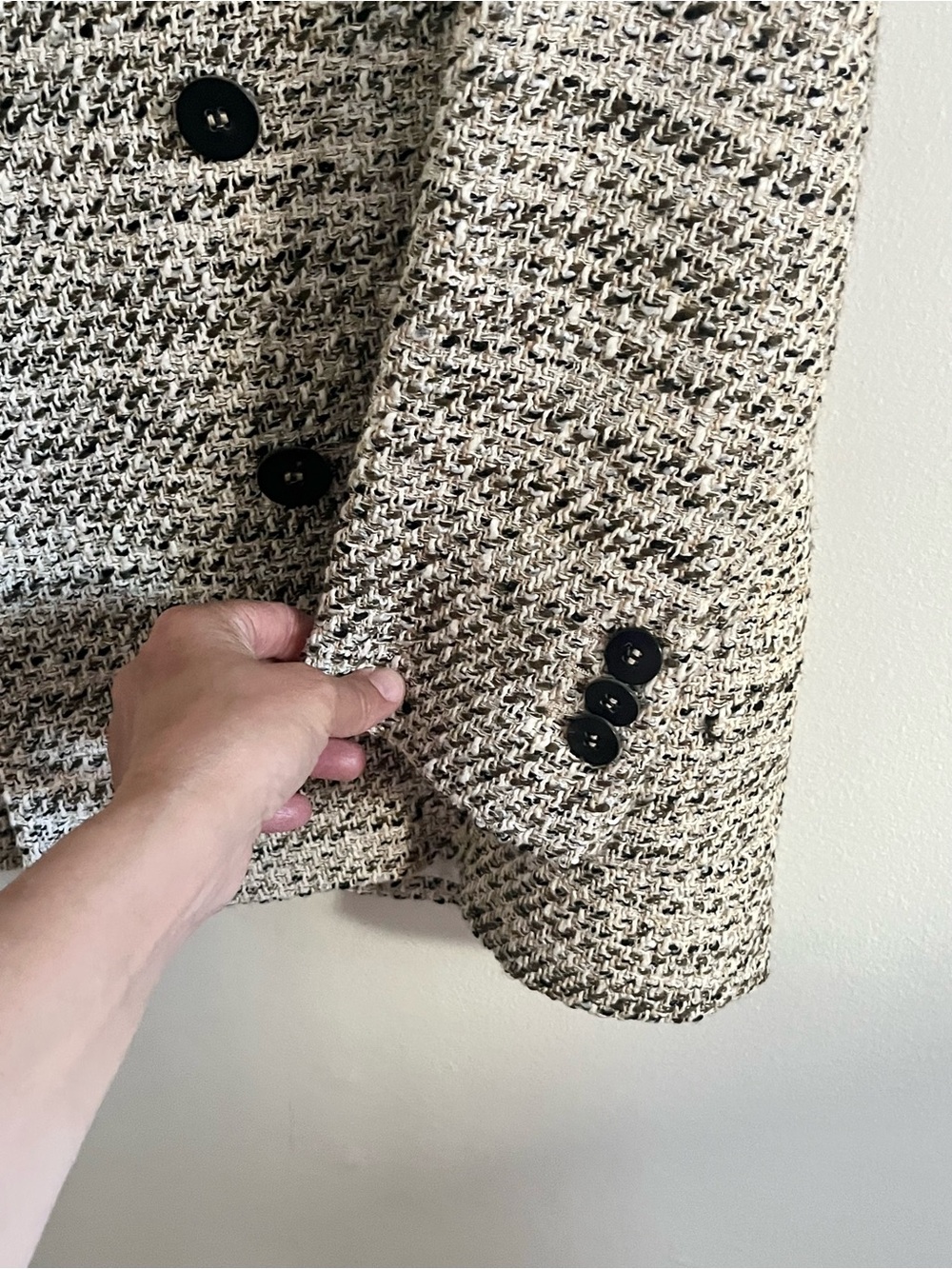 Zara Cream and Black Tweed Jacket- XS ptp 20 inch - Picture 6 of 11